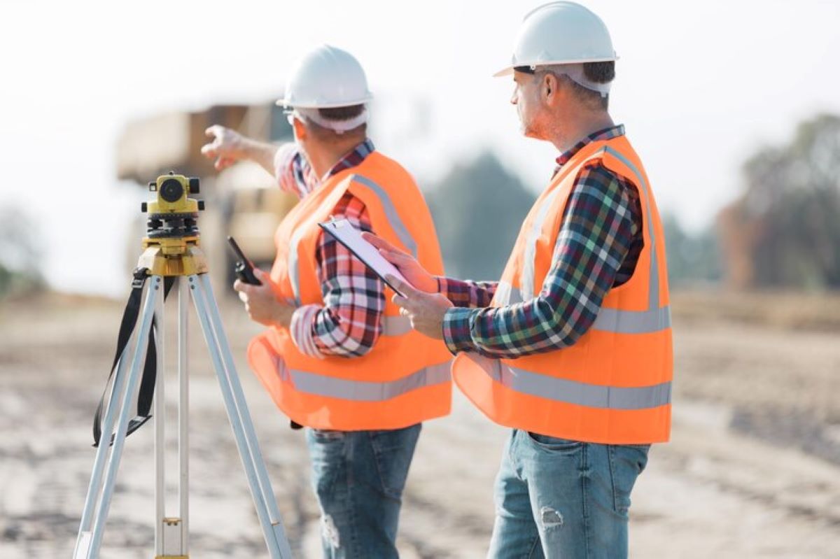 Why You Need a Land Surveyor Sydney for Accurate Property Insights