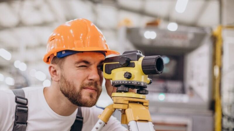 What to Expect When Hiring a Surveyor in Sydney