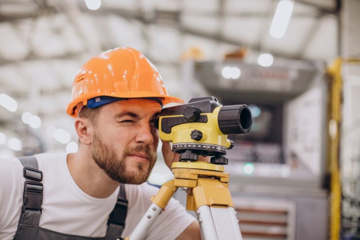 What to Expect When Hiring a Surveyor in Sydney